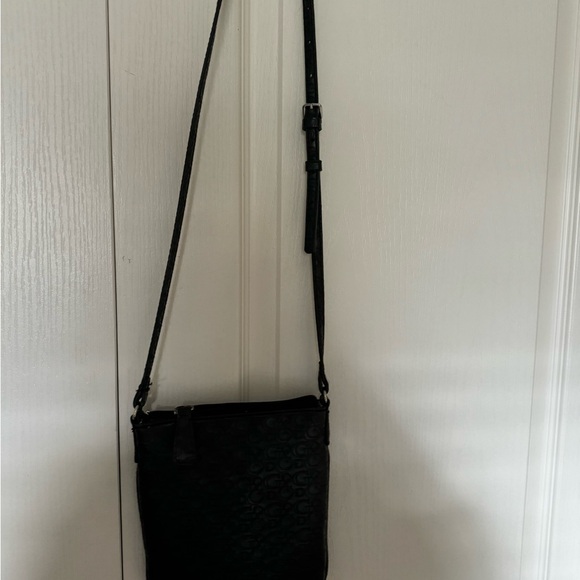 Black guess purse - Picture 3 of 3